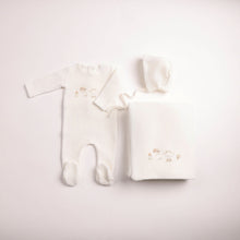 Load image into Gallery viewer, Bee and Dee All Things Baby Velour 3 Pc Set - Chalk White Boys