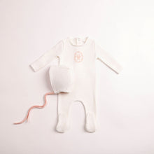 Load image into Gallery viewer, Bee and Dee Butterfly Motif Footie &amp; Bonnet - Chalk White Girls