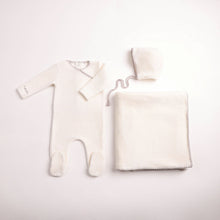 Load image into Gallery viewer, Bee and Dee Classic Stitch Velour 3 Pc Set - Chalk White