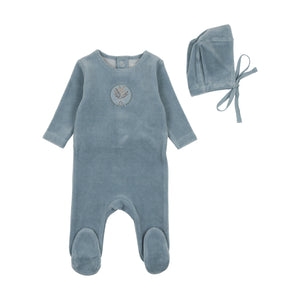 Bee and Dee Embroidered Center Velour Embossed Footie & Bonnet - Blue Fog