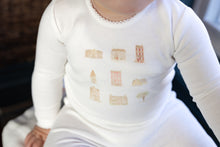 Load image into Gallery viewer, Bee &amp; Dee Home Sweet Footie &amp; Beanie - Chalk White Girls