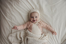 Load image into Gallery viewer, Lil Legs Crochet Knit Shrug &amp; Bonnet - Dusty Pink