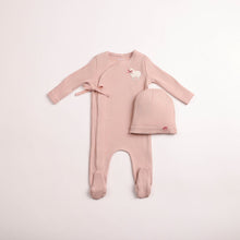 Load image into Gallery viewer, Bee and Dee Little Lamb Footie &amp; Beanie - Tea Rose