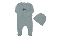 Load image into Gallery viewer, Bee and Dee Macaron Center Print Footie, Beanie and Blanket - Blue Fog