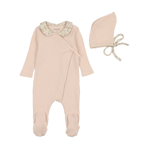 Bee & Dee Organic Ditsy Collar Wrap Footie & Bonnet - Champagne Pink
