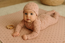 Load image into Gallery viewer, Maniere Printed Floral Footie &amp; Beanie - Mauve