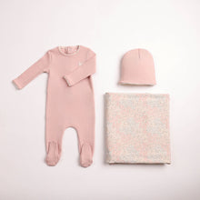 Load image into Gallery viewer, Bee and Dee Sweet Cutout 3 Pc Set - Tea Rose