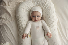 Load image into Gallery viewer, Lil Legs Bouquet Graphic Footie and Beanie - Cream